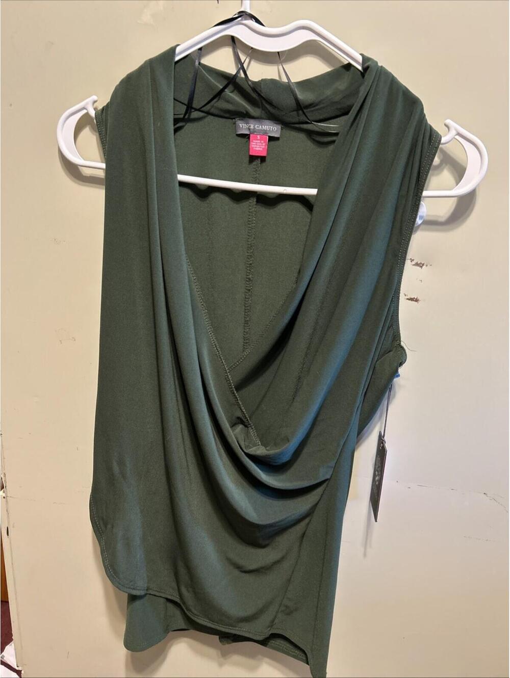 Vince Camuto ColorOlympia Green  Women’s Small V-Neck Tank Elegant Made In USA